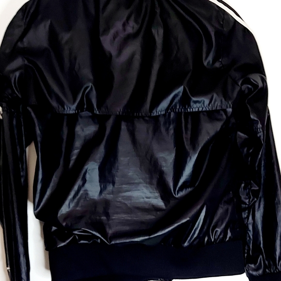 Adidas Originals Shiny Black Jacket - Picture 2 of 8